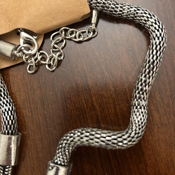 Big cross statement necklace - Picture 4 of 8